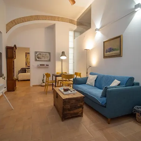 El Anfitrion - Palacio Xviii Apartment *